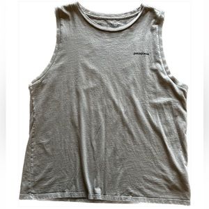 Patagonia Climbing Women’s Sleeveless Regular Fit Tank; Size Medium